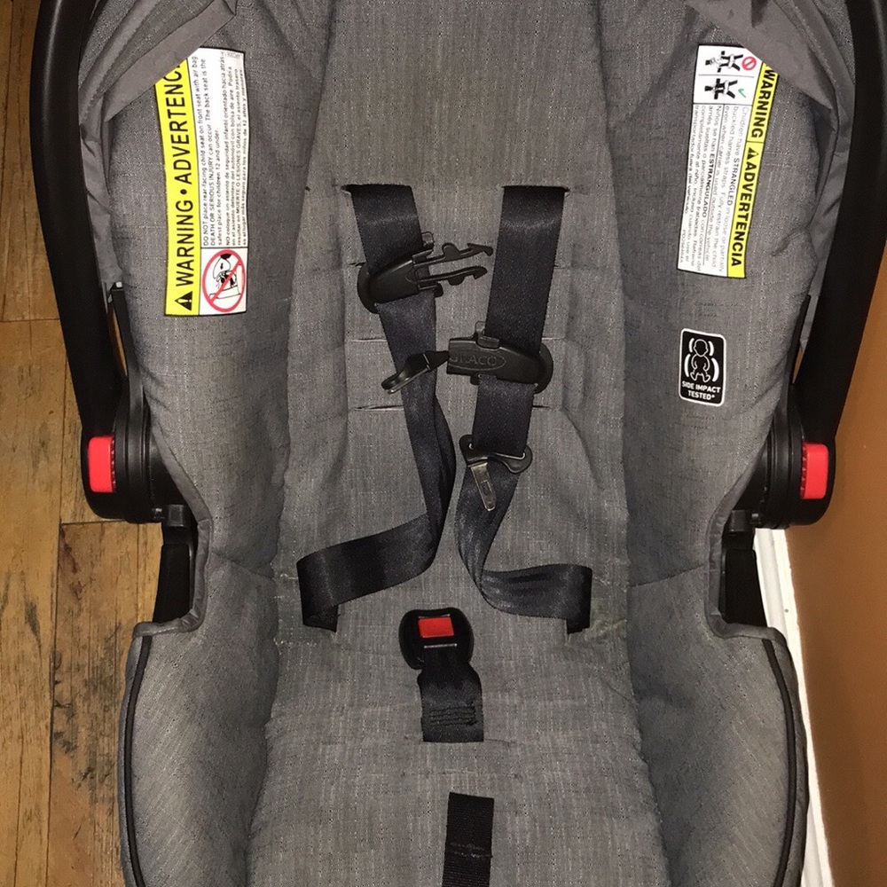 Graco snug ride quick connect comes with base